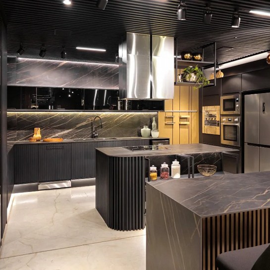 Como projetar uma cozinha planejada funcional e elegante.
